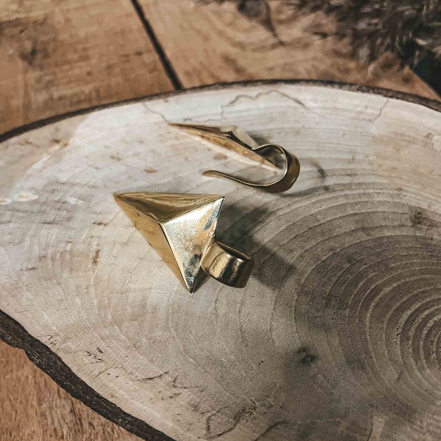 arrow ear weights brass