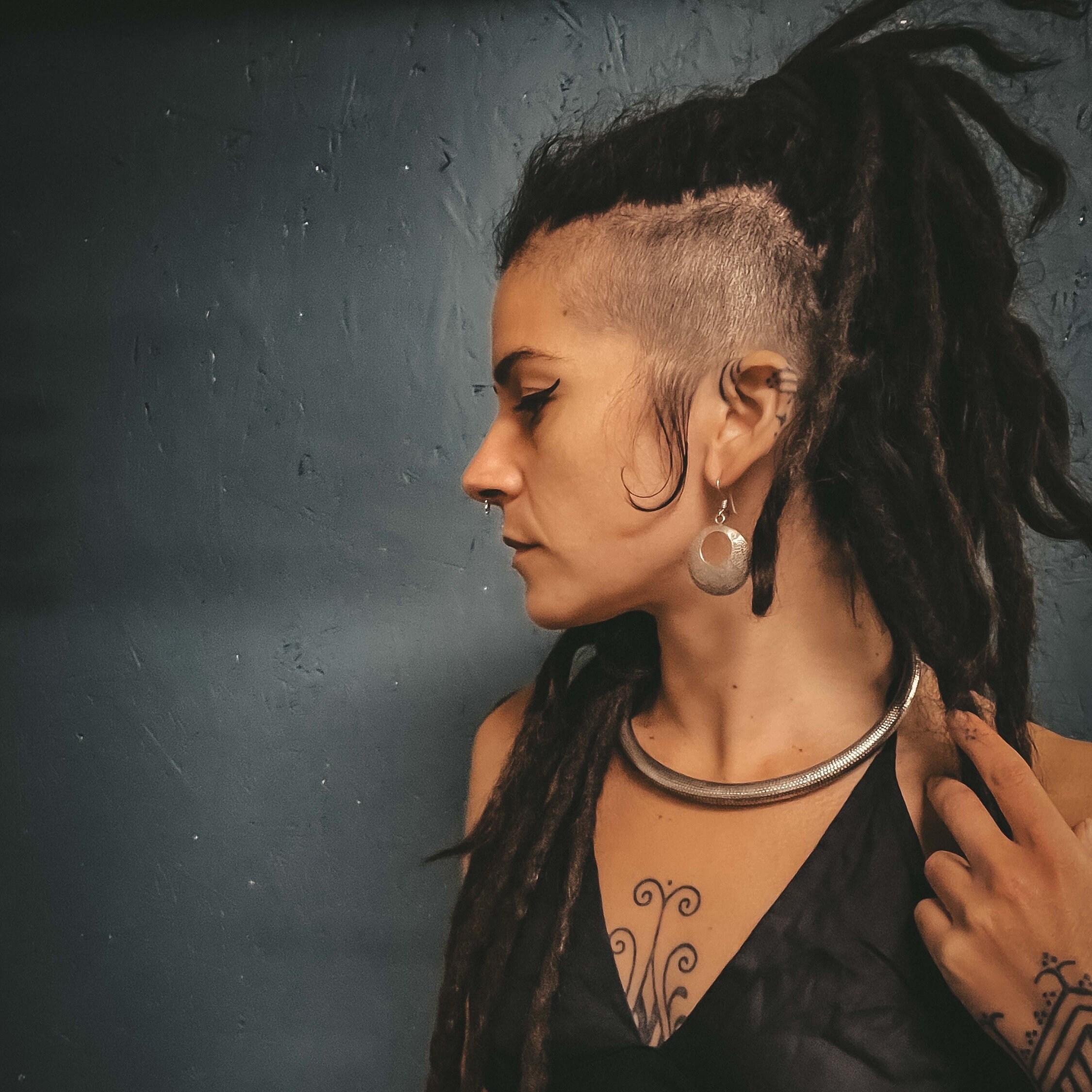 Ira Silver Plated Choker Chunky Minimalist Necklace Textured Tube Choker, silver earrings - CrafterElena