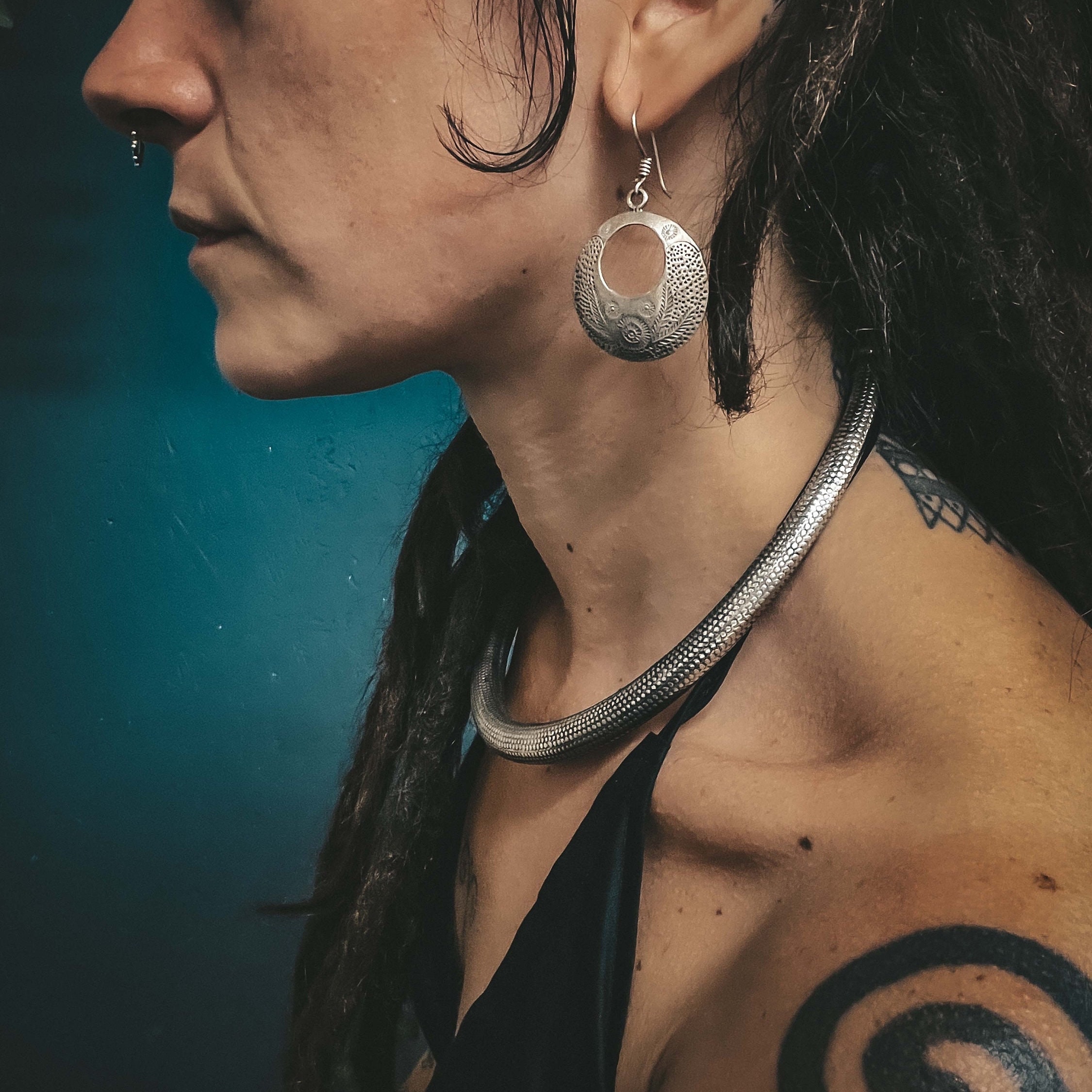 Ira Silver Plated Choker Chunky Minimalist Necklace Textured Tube Choker, silver earrings - CrafterElena