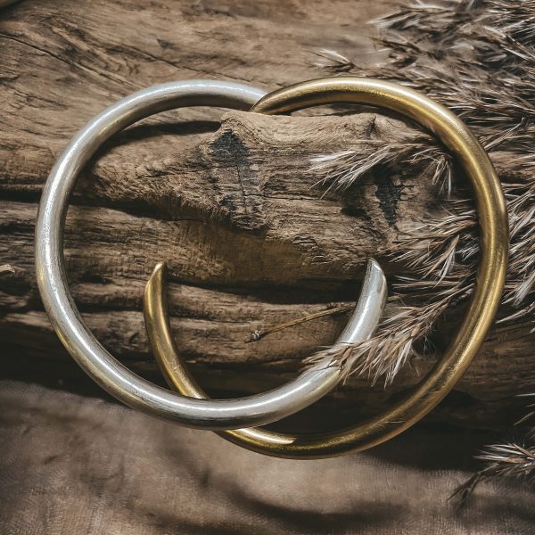 Minimalistic Metal Cuff Bracelet Bronze Alpaca Silver Unisex Gift for him gift for her - jewellery CrafterElena