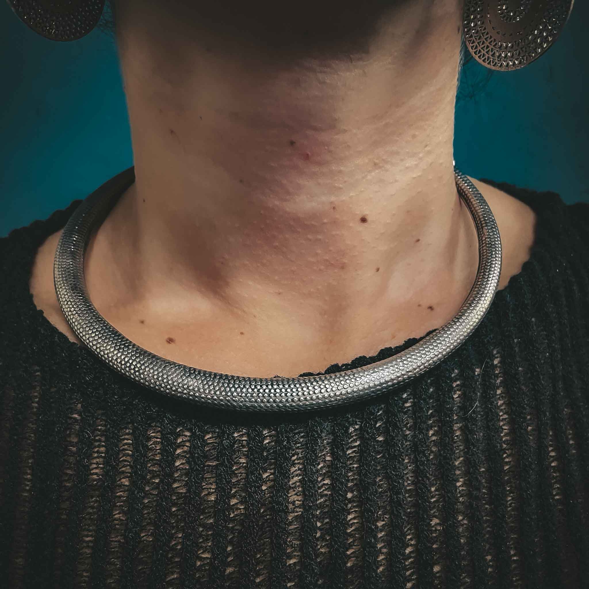 Ira Silver Plated Choker Chunky Minimalist Necklace Textured Tube Choker - CrafterElena