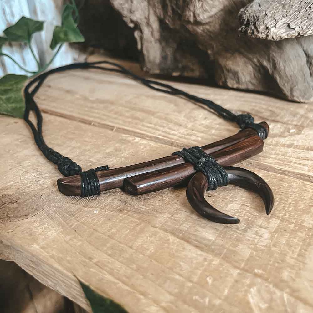hecate-cresent-moon-wooden-adjustable-necklce-6