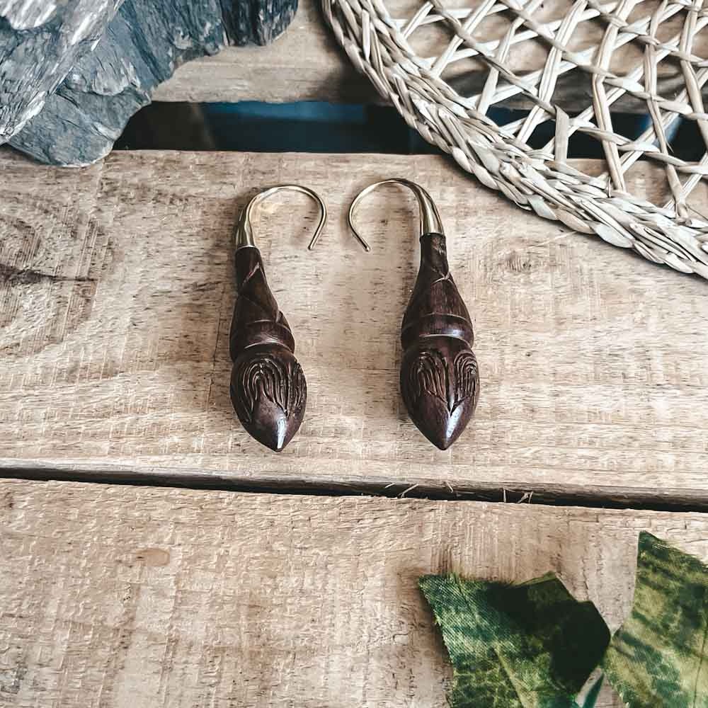 temple-wood-brass-earrings-4