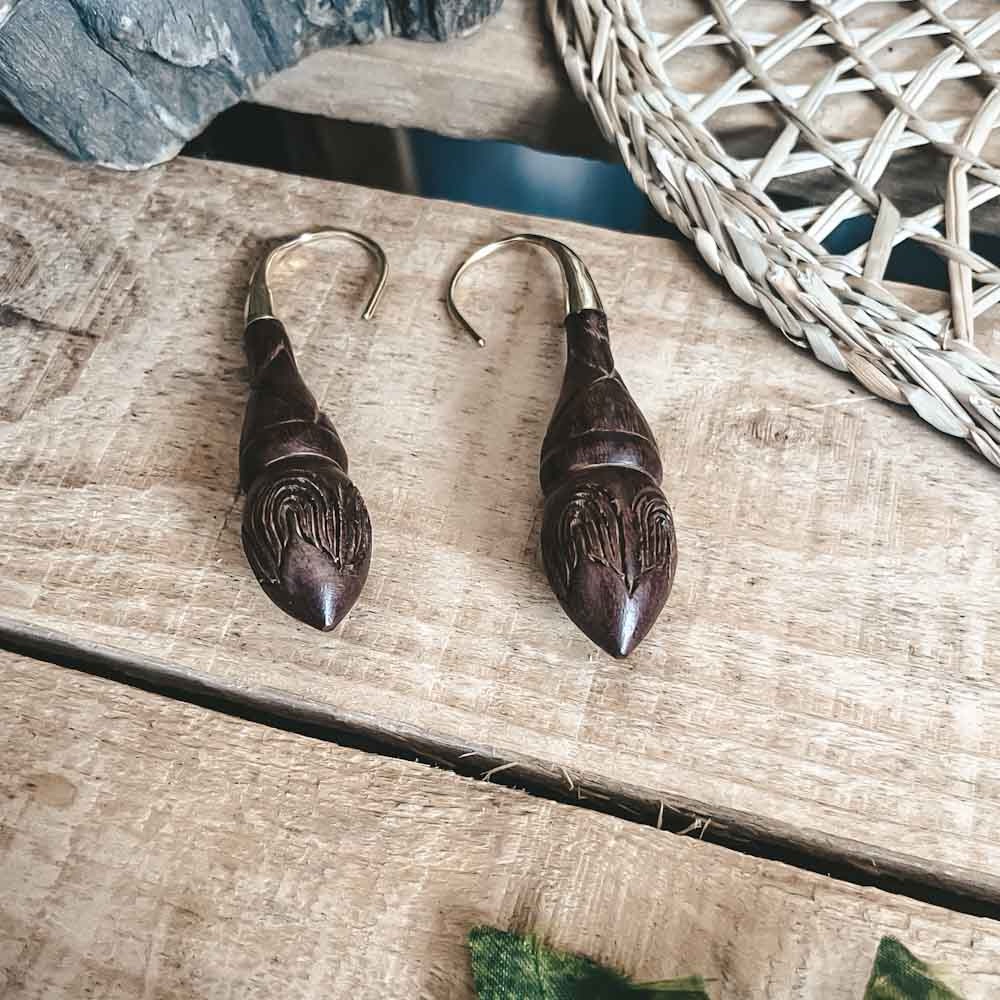 temple-wood-brass-earrings-8