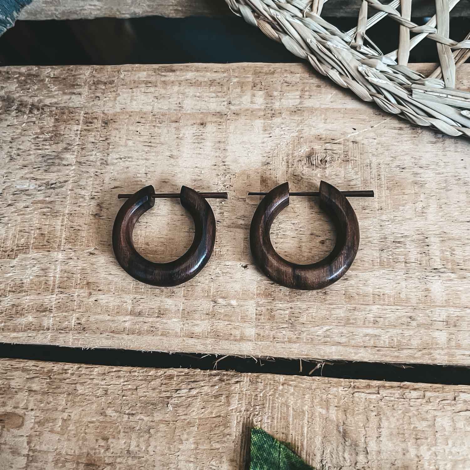 Nomad wooden hoop earrings